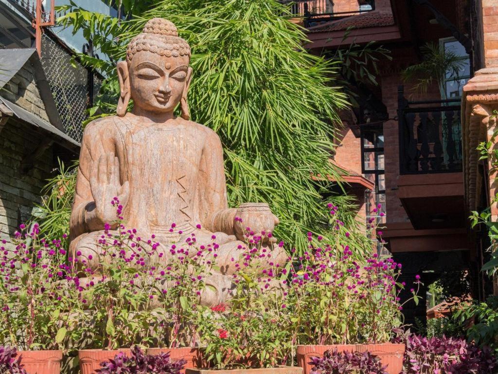 Heritage Hotel Suites And Spa Pokhara Eksteriør billede